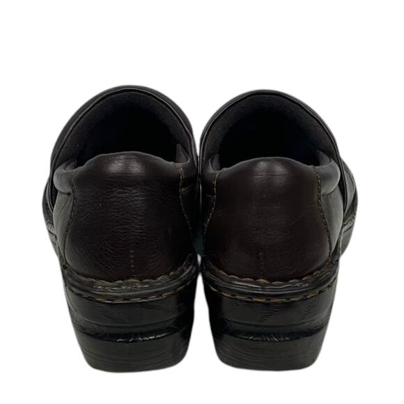 B.O.C.  Brown Genuine Leather Clogs Woman's  Comfort Shoes  9.5'' - Picture 4 of 11